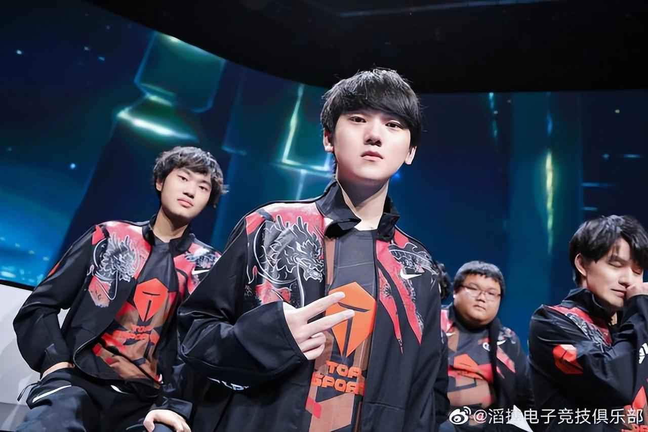 随着时代和 随着时代和