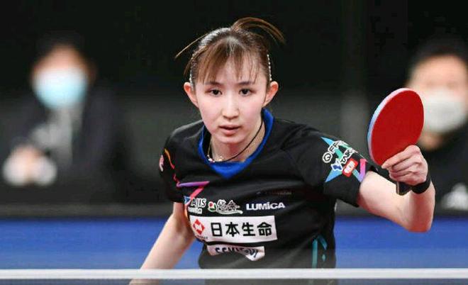 从雄厚的球 从雄厚的球