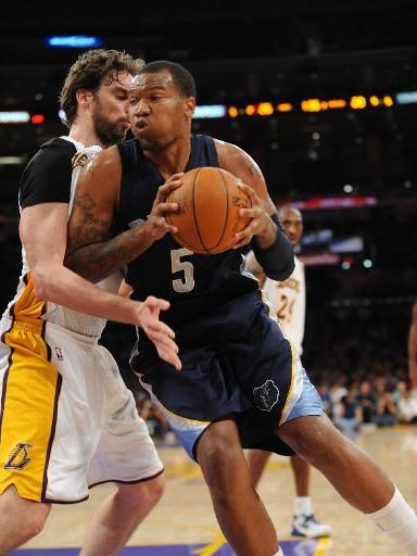 氛围不断升 氛围不断升