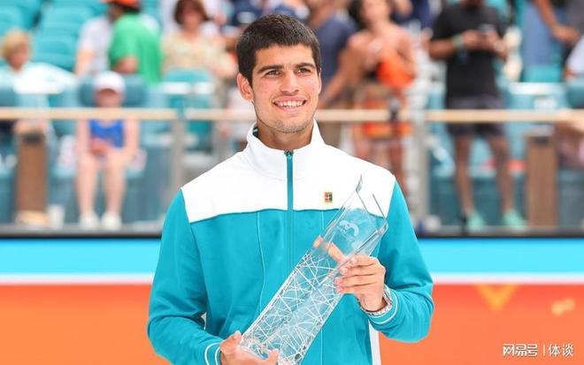 尽管巴顿对 尽管巴顿对