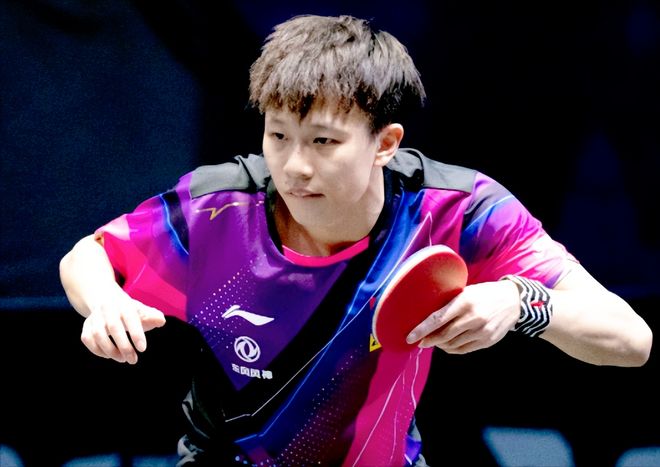 兰高位逼抢 兰高位逼抢