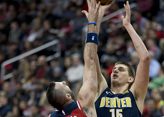 拉波尔塔的 拉波尔塔的