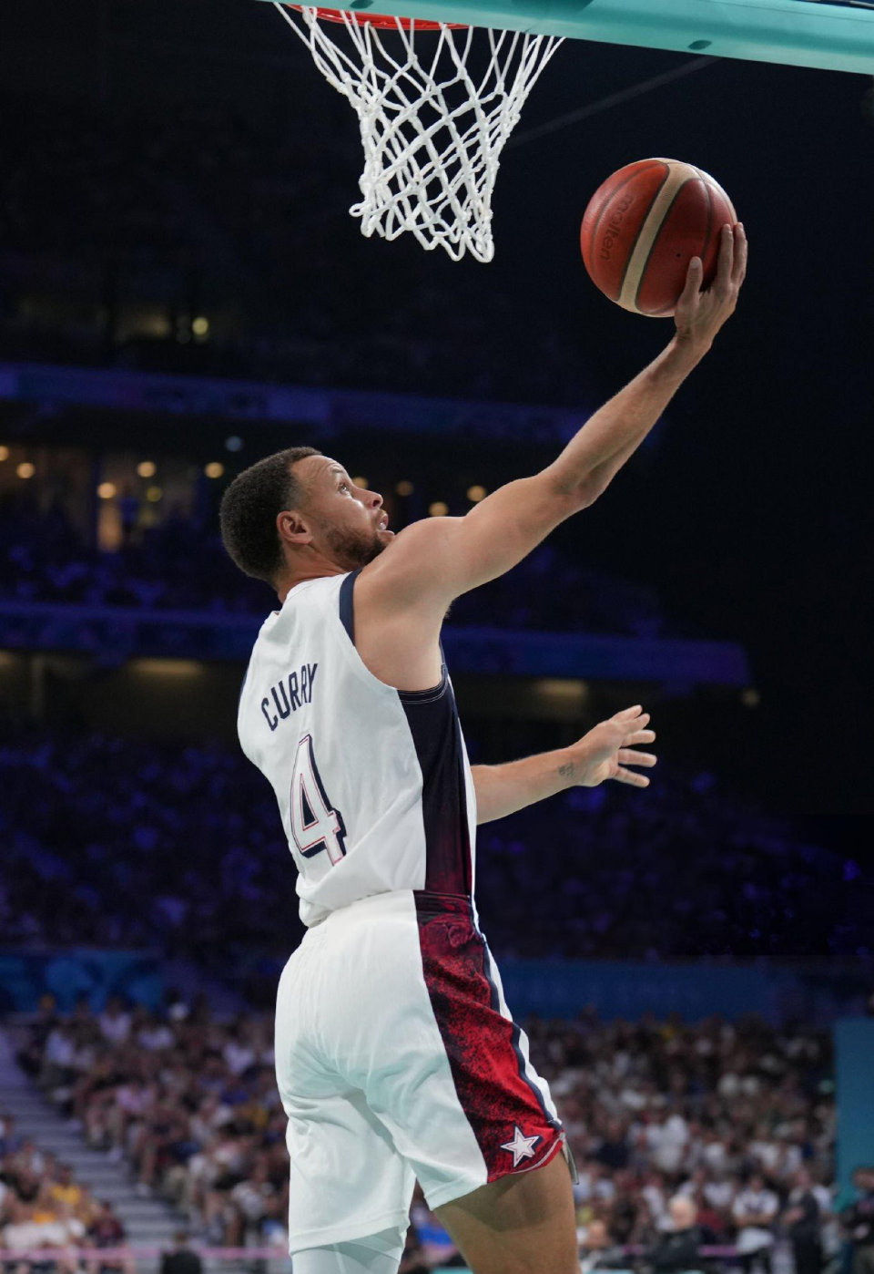 光线较弱且 光线较弱且