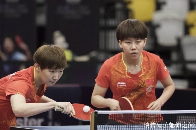 球迷们奉献 球迷们奉献